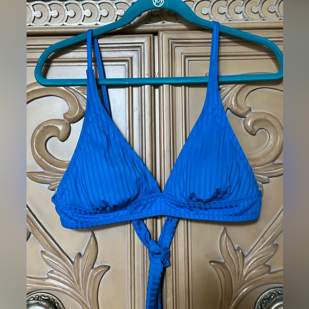 No Boundaries Bikini Top Adjustable straps w/removable pads  blue L 11/13 guc